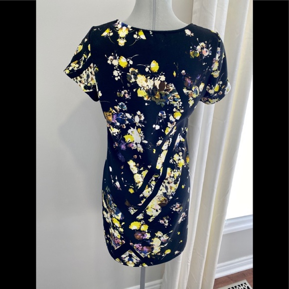 Dex Black short sleeve dress size small - Picture 8 of 8